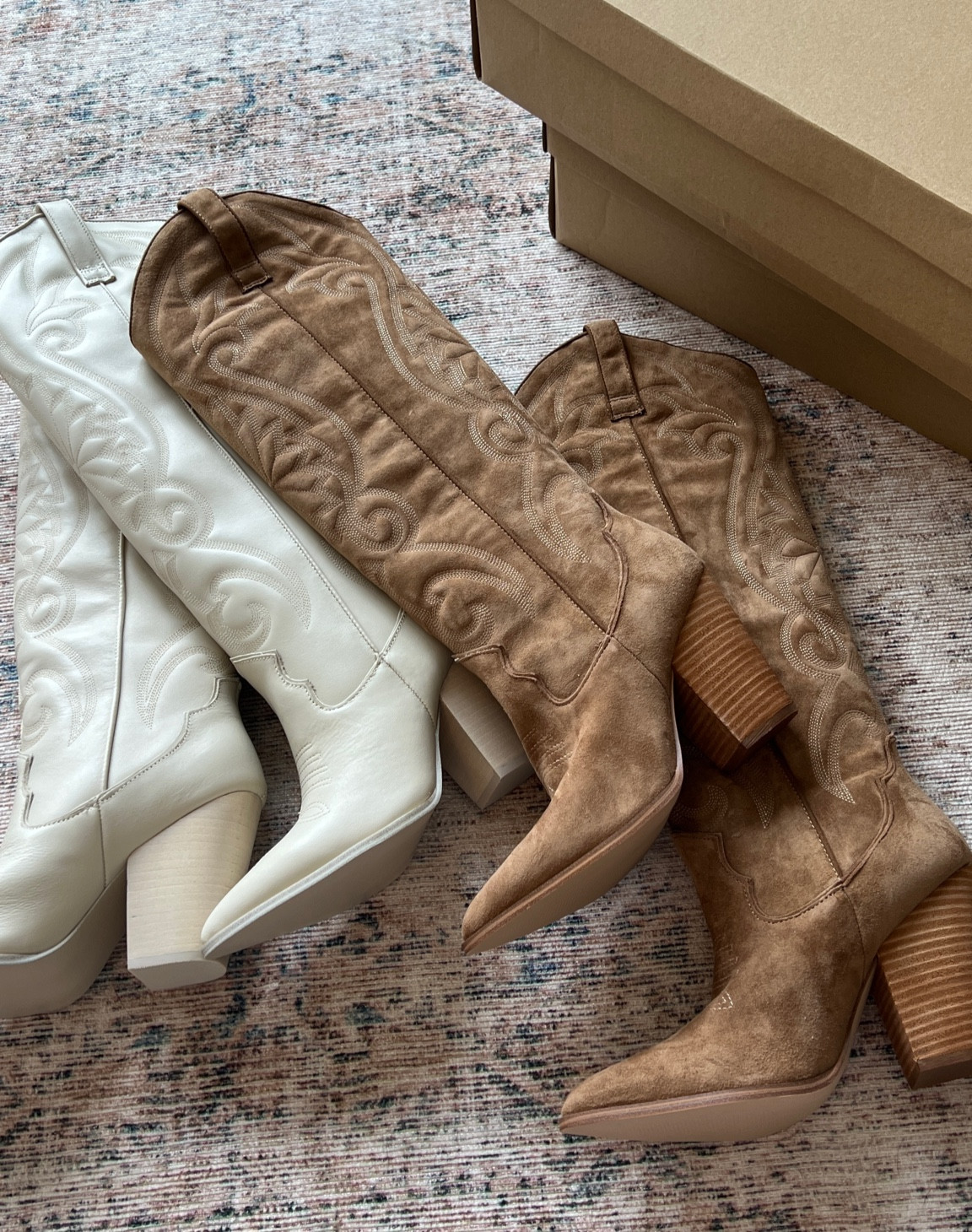 spring transitional piece - cowboy boots 🤍🤎

#stevemadden #cowboyboots #stevemaddenboots #springboots #springfashionfinds #stevemaddenspring #whitecowboyboots #heeledboots 