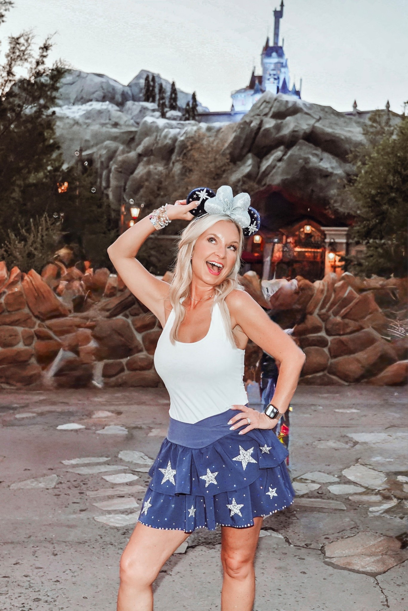 Starlight Disneybound

#LTKActive #LTKGiftGuide #LTKBeauty