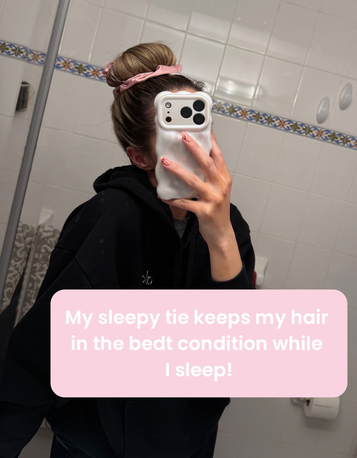 Sleepy tie is one of my best finds this year!

#LTKmorningroutine #LTKselfcare