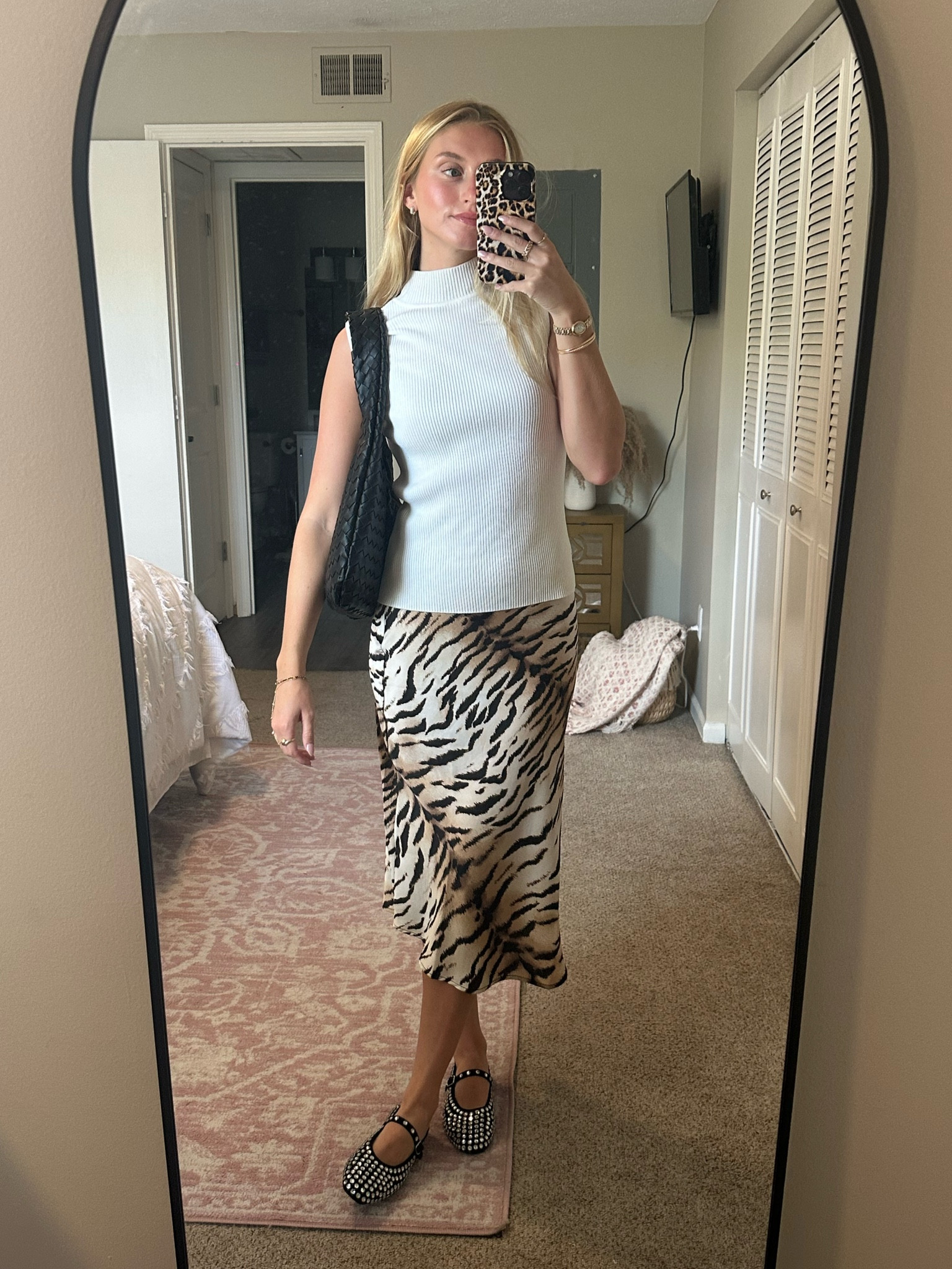 So ready for fall 🍂🦓🖤

#LTKFallSale #LTKSeasonal #LTKStyleTip