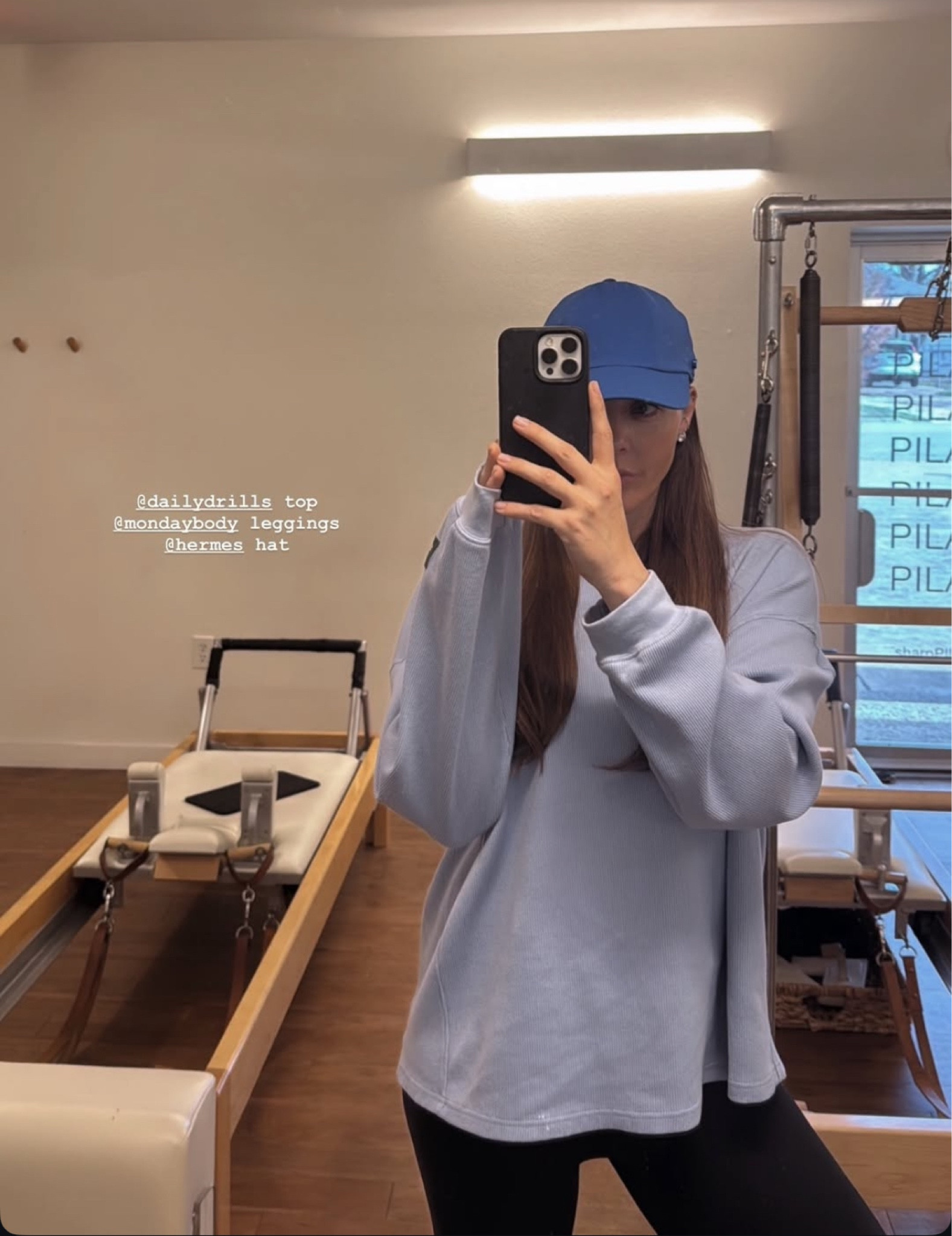 classical Pilates for posture, flexibility, and extreme body awareness. I sized up in this thermal and also have it in navy 🖤