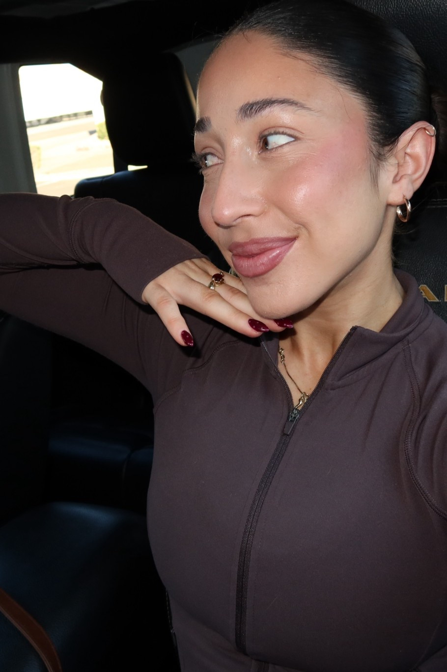 give me a slick back and a matching set and I’m ready 🥰

#LTKBeauty #LTKActive #LTKfitnessgoals