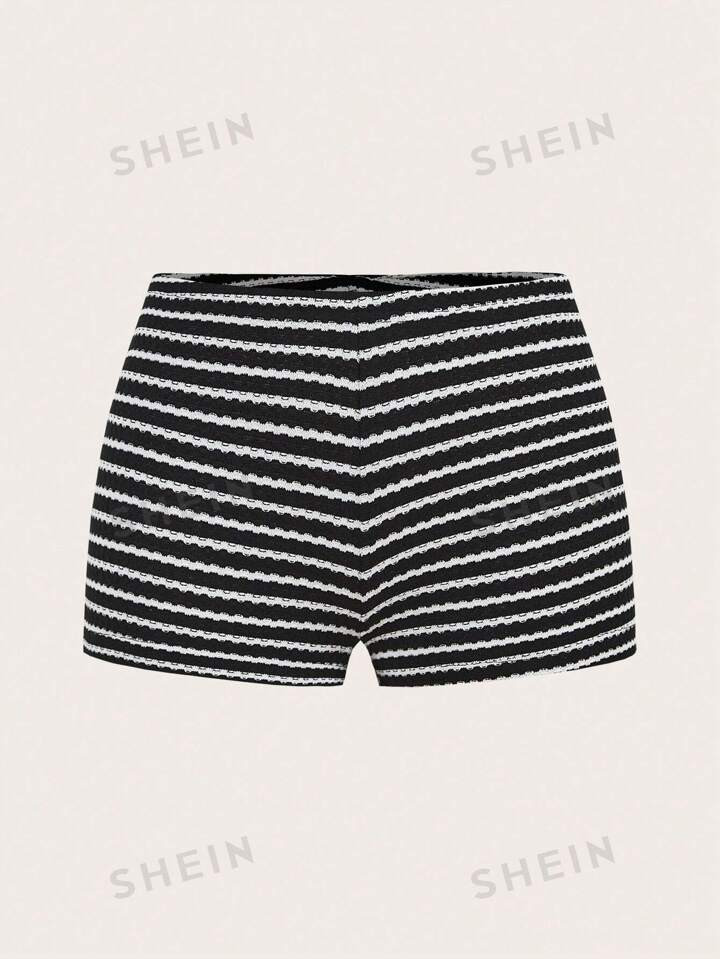SHEIN EZwear Spring/Summer Home Casual Black&White Striped Low Waist Ultra Short Shorts | SHEIN