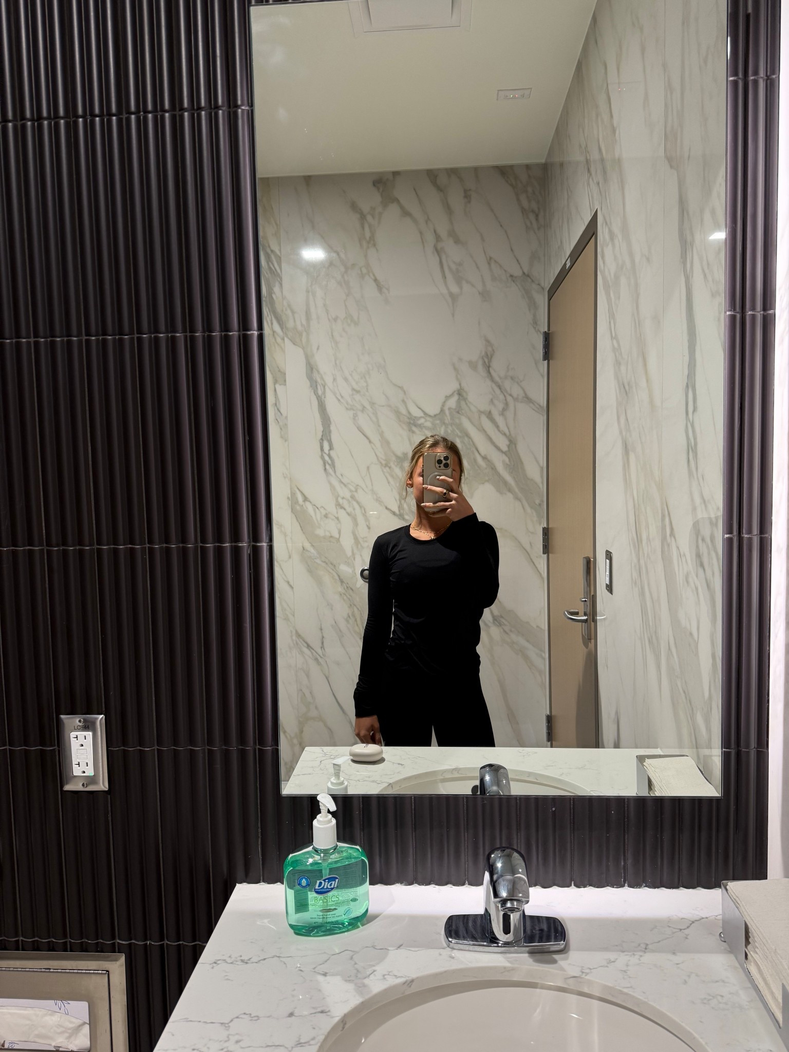 All black for today’s workout 🖤💪🏼

#LTKootd #LTKfitnessgoals #LTKActive