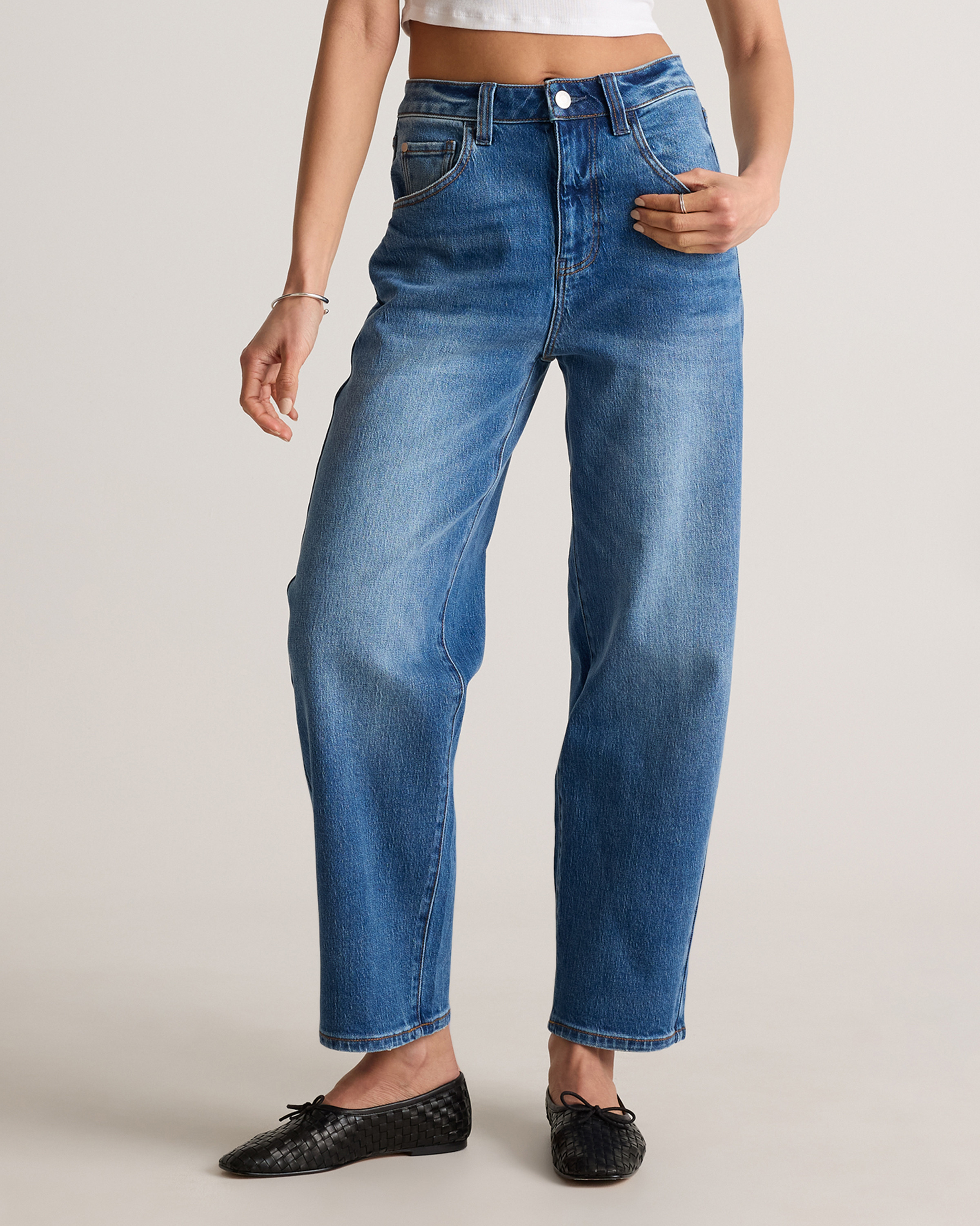 Bella Stretch Barrel Jeans | Quince