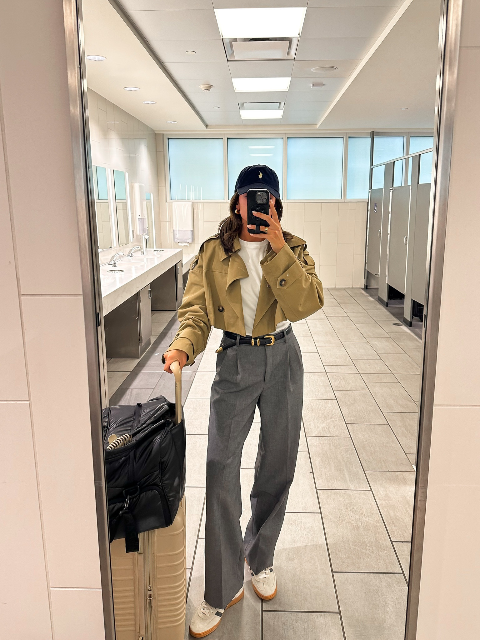 Travel day ✈️ Wearing size S tee, size small cropped trench coat and size 4 reg pants 


Fall outfit 
Fall fashion 
Travel outfit  
Airport outfit
Casual outfit 

#LTKStyleTip #LTKCon #LTKTravel