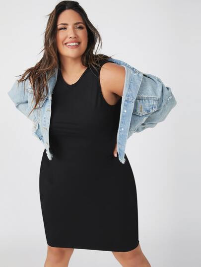 SHEIN BASICS Plus Solid Form Fitted Bodycon Dress | SHEIN