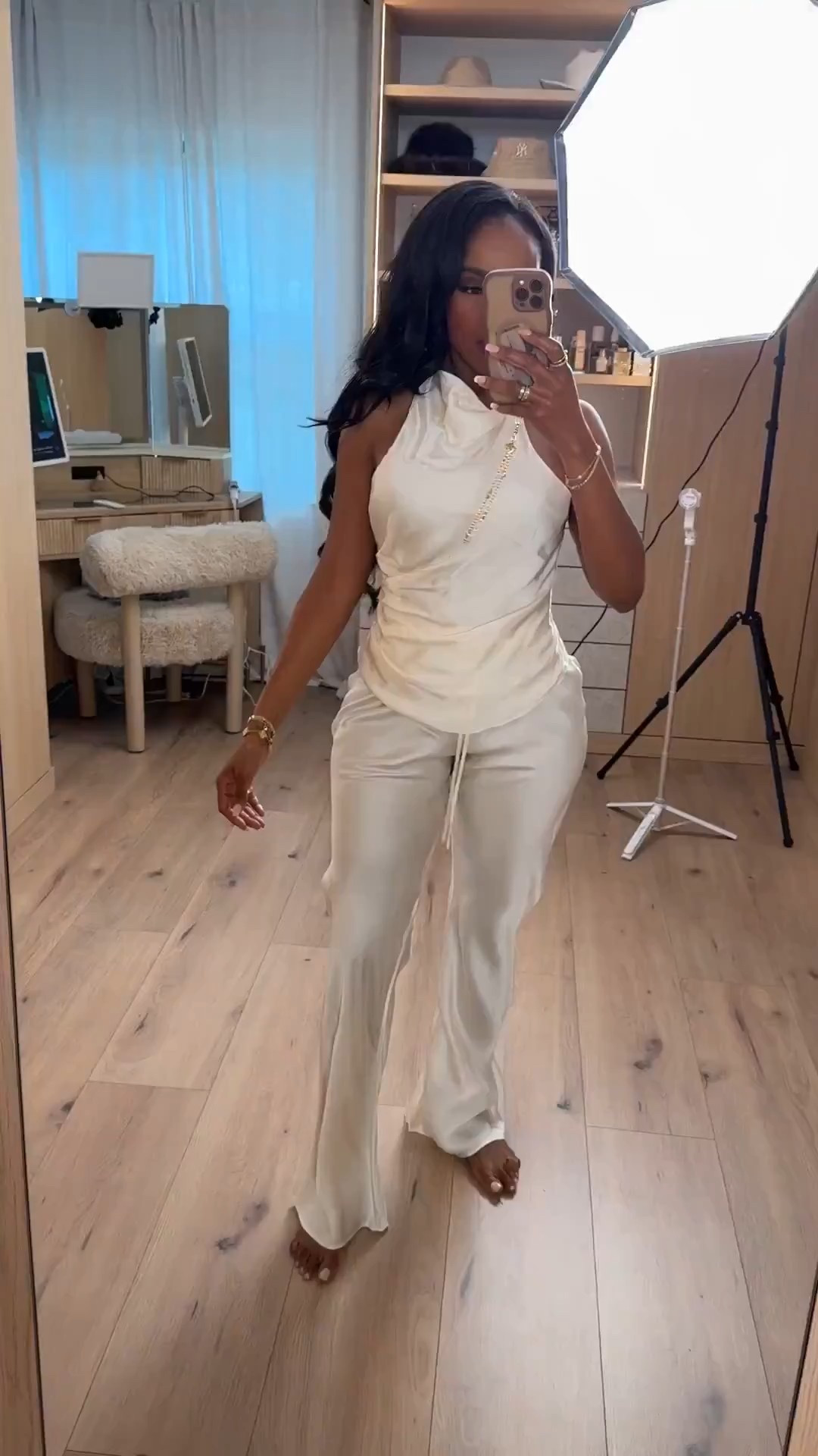 No, because this outfit is so good ✨ It’s giving rich, luxurious, yacht-day-but-make-it-elevated. No swimsuit… just vibes. The flowy trousers and fitted top together feel effortless, chic, and way more expensive than they are.

Perfect for vacation dinners, resort nights, or any moment you want that quiet-luxury energy.

yacht day outfit inspo, elevated vacation look, chic wide-leg pants styling, minimalist evening outfit, luxurious neutral fashion

📏 Sizing: Top (Small) • Pants (recommend sizing up)
Measurements: 5’4” · 140 lbs · 36D · 27” waist · 40” hips

✨ Everything linked below for easy shopping

IG & YT: @kirasfashionfinds
TT: @kiraabboud



#LTKootd #LTKgrwm