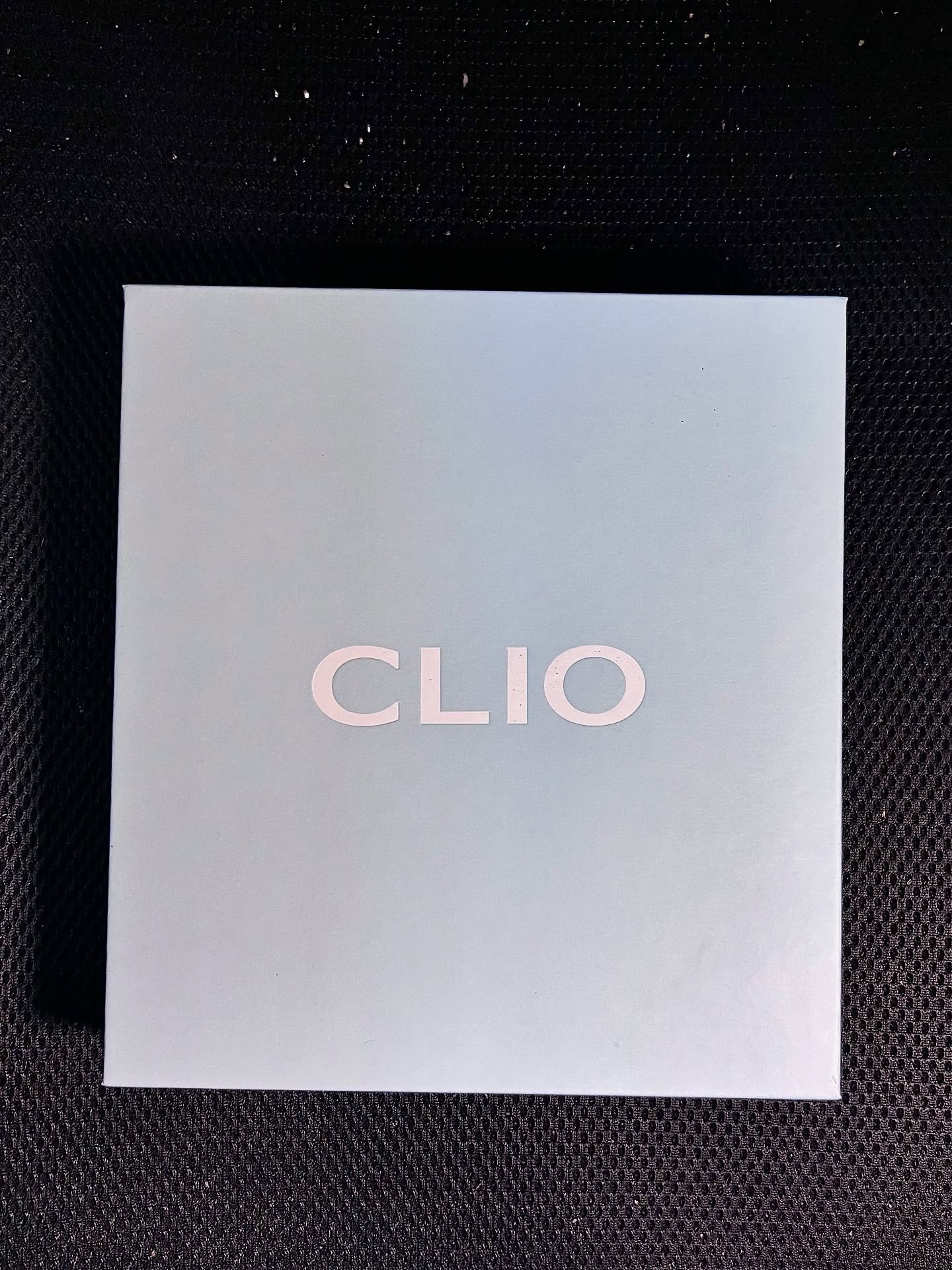 PREP.
SET.
GLAZE. 

The ultimate makeup DUO 🤺🙌

@cliocosmetics_global 
@clio_official 

#killcovercushion #clio #cliocosmetics #kbeauty #koreasnumber1brand #skincare #makeup #glazed #glassyskin #glazedmakeup #glowingskin #prep #makeupprep #skinprep #milkytoner #trending #viralkbeauty #founwearcushion #lightweight #24hr #wear #foudation #skinlikemakeup #realresults #authentic #review #PR #gifted #ugc #beautycreator