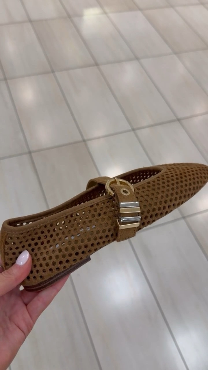 The details on the strap of these Mary Jane flats! 😍 Comes in 5 colors.

Nsale
Nordstrom anniversary sale

#LTKSaleAlert #LTKootd #LTKSeasonal