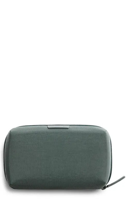 Bellroy Tech Kit in Everglade