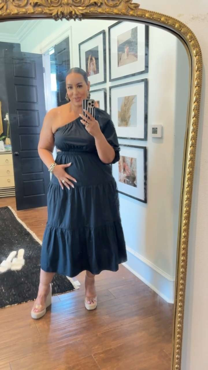 Obsessed with this one shoulder Amazon dress 🖤 

 #LTKFindsUnder50 #LTKStyleTip #LTKPlusSize