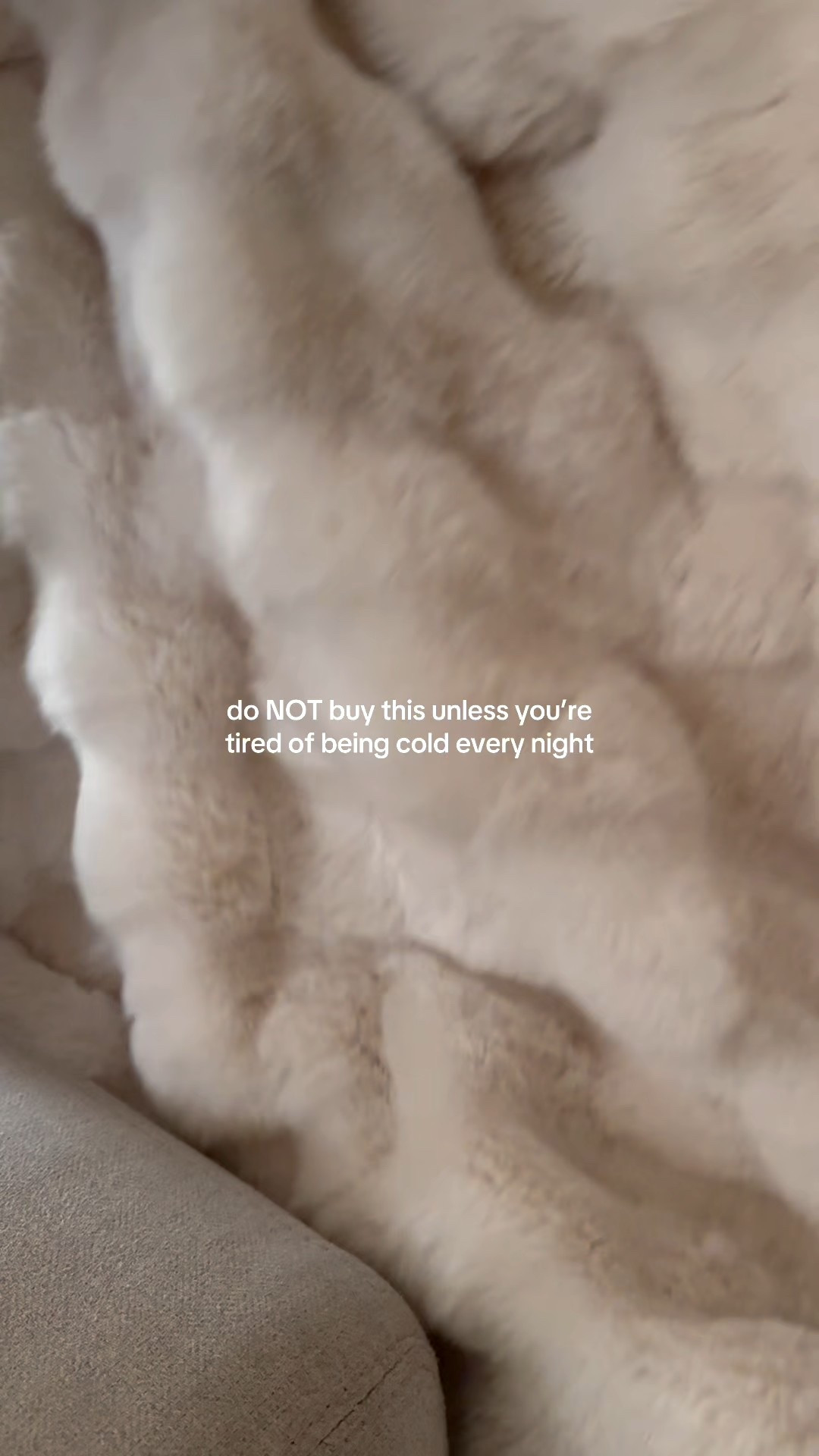 Not me planning my whole evening around being wrapped up like a cozy burrito 🥹🔥 The Comfrt Ember Heated Blanket is the kind of warmth that makes you cancel plans and stay in without guilt.

#heatedblanket #cozyvibes #winteressentials #staywarm #homecomfort

#LTKdayinmylife #LTKootd #LTKgrwm