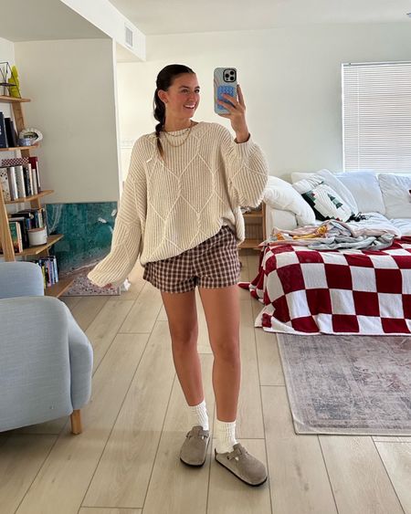 i LOVE this sweater so much! the oversized fit is so cozy and with these shorts?? such a good Amazon find! 

fall outfits, thanksgiving outfit, sweater, boxer shorts, Birkenstock bostons, 