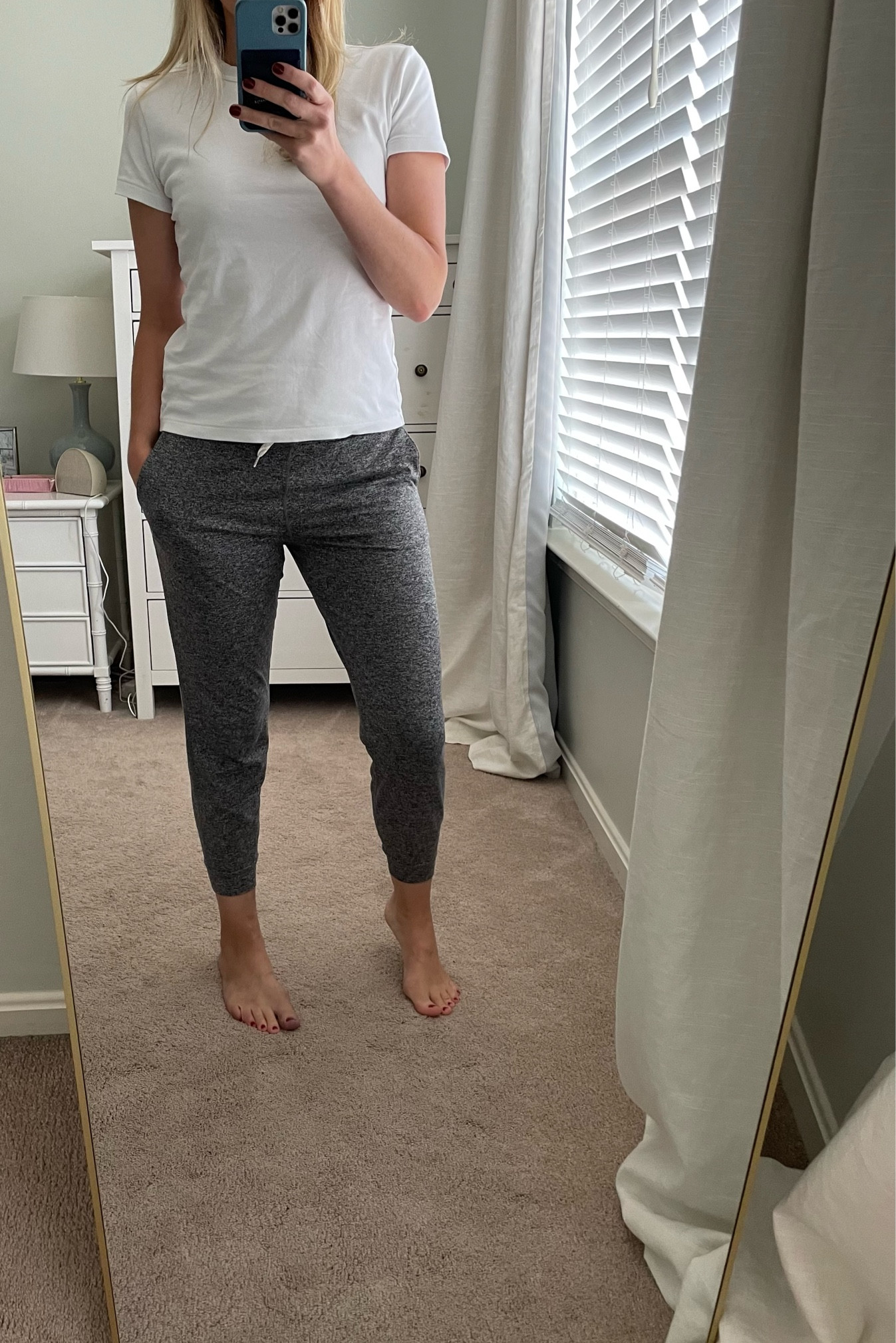 The most flattering joggers are also the most insanely soft. I own multiple pairs. Wearing a small in the joggers and tee  

#vuori #athleisure 

#LTKActive #LTKTravel