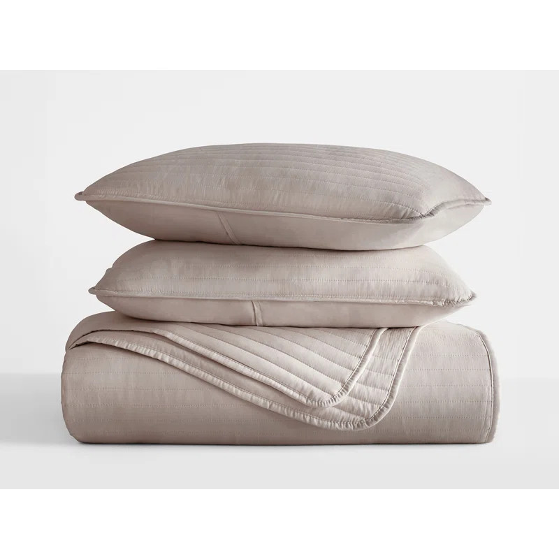 Becky Cameron Lightweight All Season Stripe Stitch Quilt Set with Shams | Wayfair North America