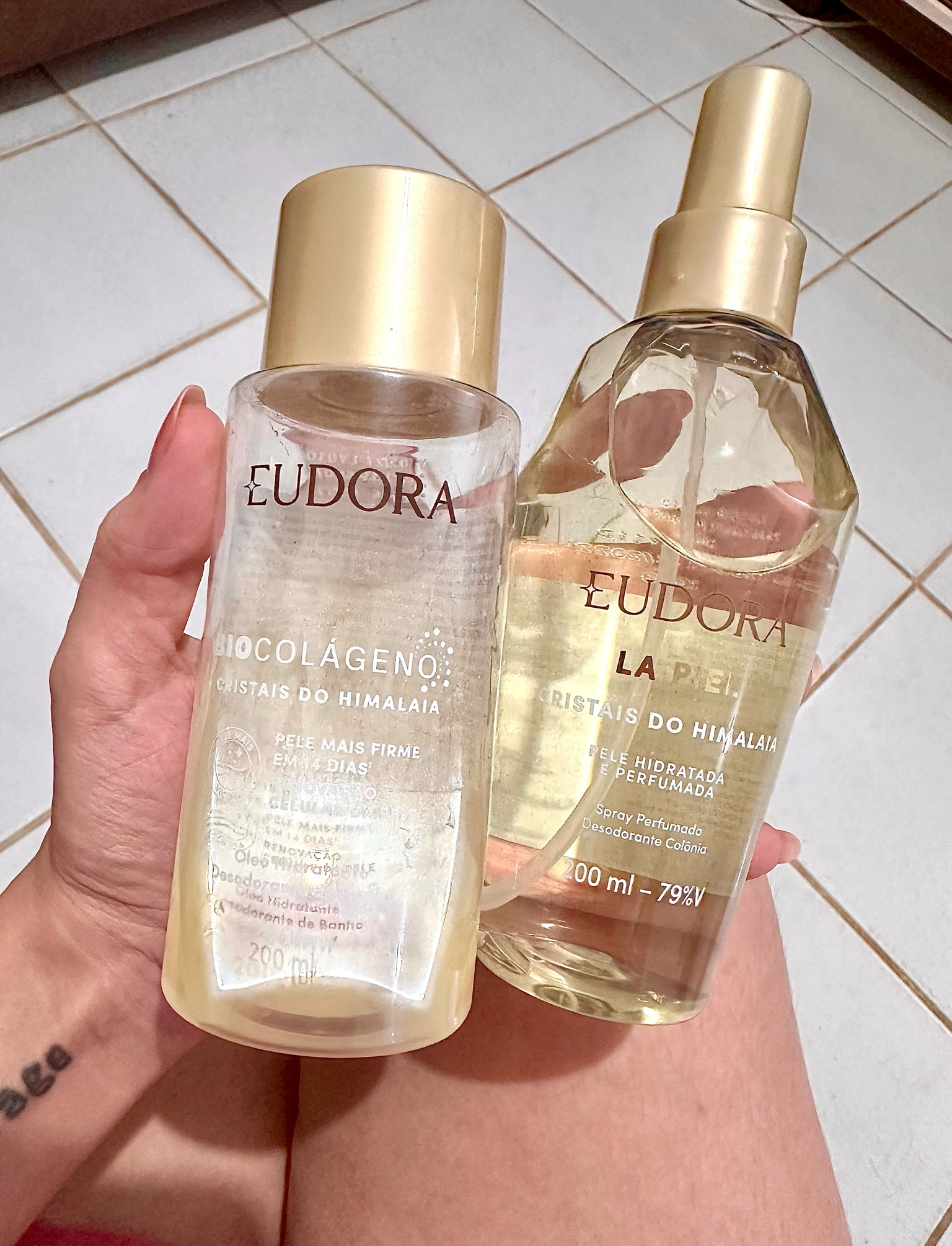 Se riqueza tivesse cheiro, seria esse aí! * Pele cheirosa e macia o dia inteiro com essa dupla
* É um excelente item
para usar após o banho ou sempre que quiser sentir em sua pele um aroma suave e marcante ao mesmo tempo.
O resultado é uma pele perfumada e hidratada, todos os dias.
Família Olfativa: Floral Oriental 🪷

#LTKsale #LTKbeauty #LTKbrasil