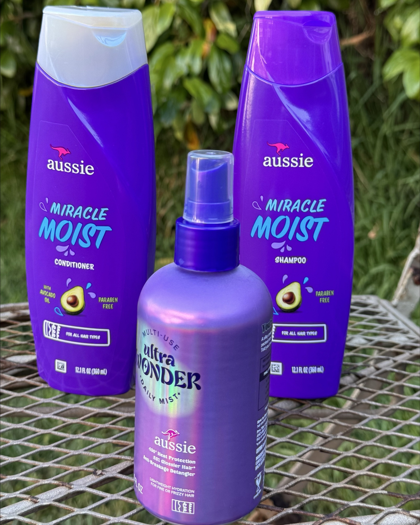 Aussie Ultra Wonder Daily Mist - Desenredante ligero multiuso, sin silicona, para todo tipo de cabello y rizos, 7.6 onzas.