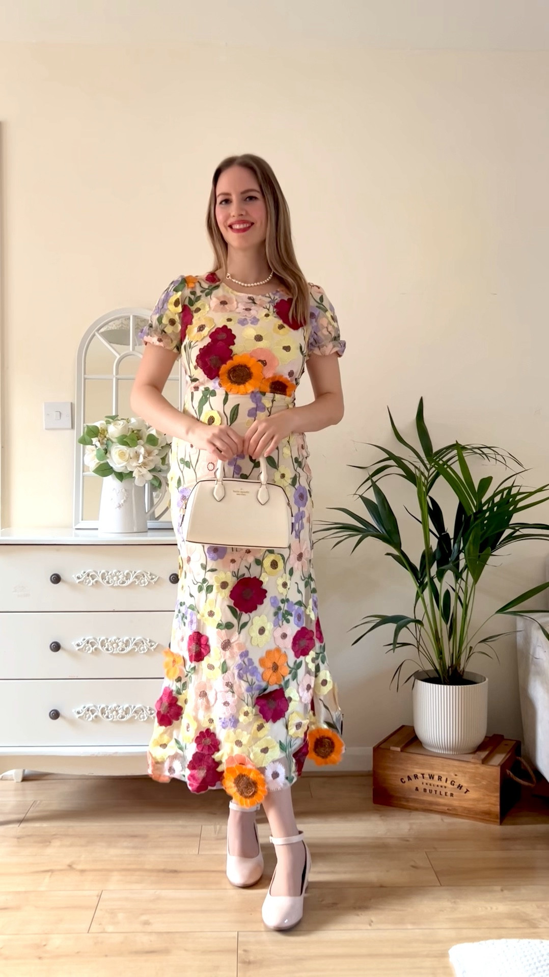 Dreaming of Spring 🌼🌷 Are you ready for Spring too? ✨
Wearing ‘Naya Short Sleeve Round Neck Flowers Fishtail Midi Dress’ by @bellabarnett.official AD $15 off using my exclusive code Nlor15

#bellabarnett #bbgals #affordableluxury #fashionblogger #fashionstyle #styleinspiration #outfitinspiration #fashion #style #floral #floraldress #winter #spring #winterfashion #springvibes #springfashion #winteroutfits #wintervibes #vintage #vintagefashion #vintagestyle #vintageaesthetic #vintageoutfit #parisian #parisianstyle #retro #retrofashion #自然 #时尚

#LTKdresses #LTKstyletip #LTKspring