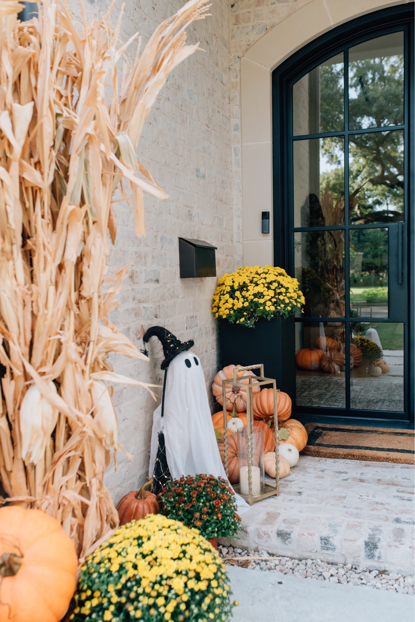 #ad Getting our home Halloween-ready with @ring from @target! 🎃 I love having our Ring Battery Doorbell 2K  to help protect our home while catching all the Halloween fun happening right outside our door. #TargetPartner #Ring @shop.ltk #liketkit