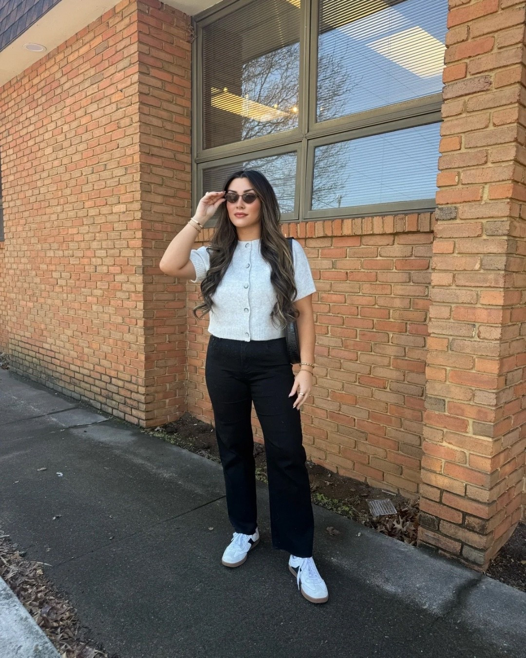 Casual everyday outfit 🖤

#LTKootd #LTKmomlife #LTKSpringSale