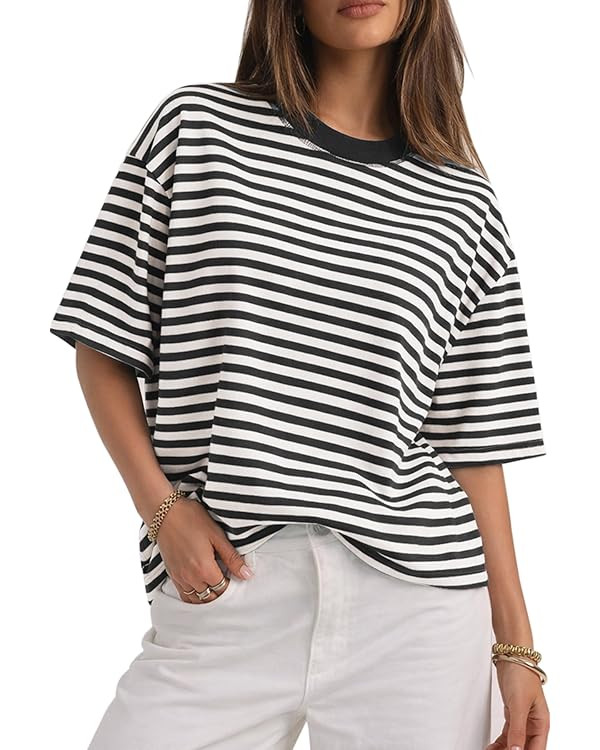 CHYRII Womens Oversized Striped T Shirts Short Sleeve Fashion 2026 Casual Crewneck Summer Y2K Clo... | Amazon (US)
