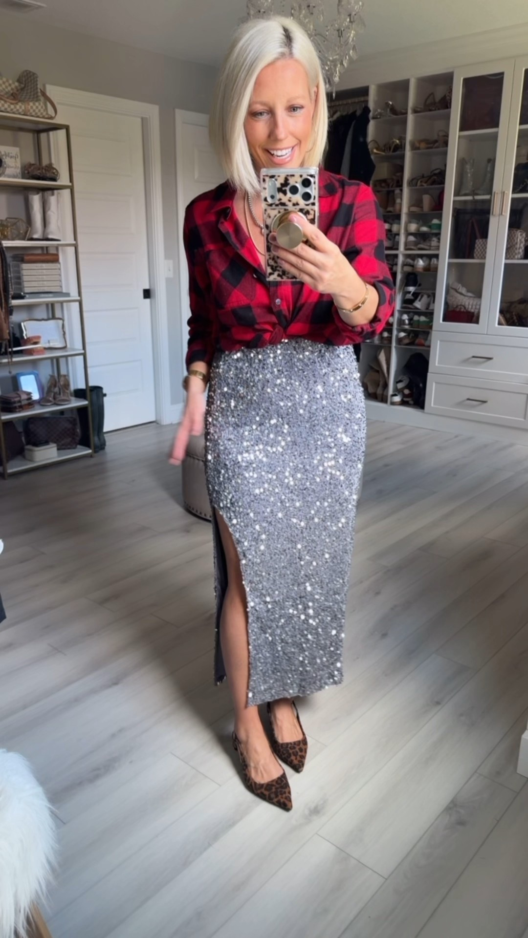 Walmart holiday haul!!! I’m loving all of the different textures and the ability to mix and match these pieces!!!! Grab them before they sell out!!!
⬇️⬇️⬇️
Wearing size small in everything! Could have sized down in the skirt! 

#LTKHoliday #LTKStyleTip #LTKFindsUnder50