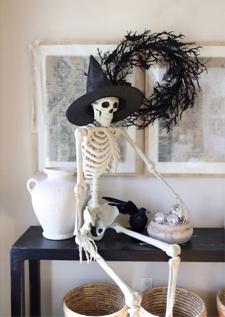 #ad You know seasonal decor is my fave and wanted to let you know that @wayfair is currently discounting thousands of products for their 5 Days of Deals Sale! The life-sized skeleton was definitely my favorite! find many more amazing finds linked in stories

#wayfair
#noplacelikeit
#wayfairathome
#holidayhomedecor



#LTKHalloween #LTKhome #LTKHoliday