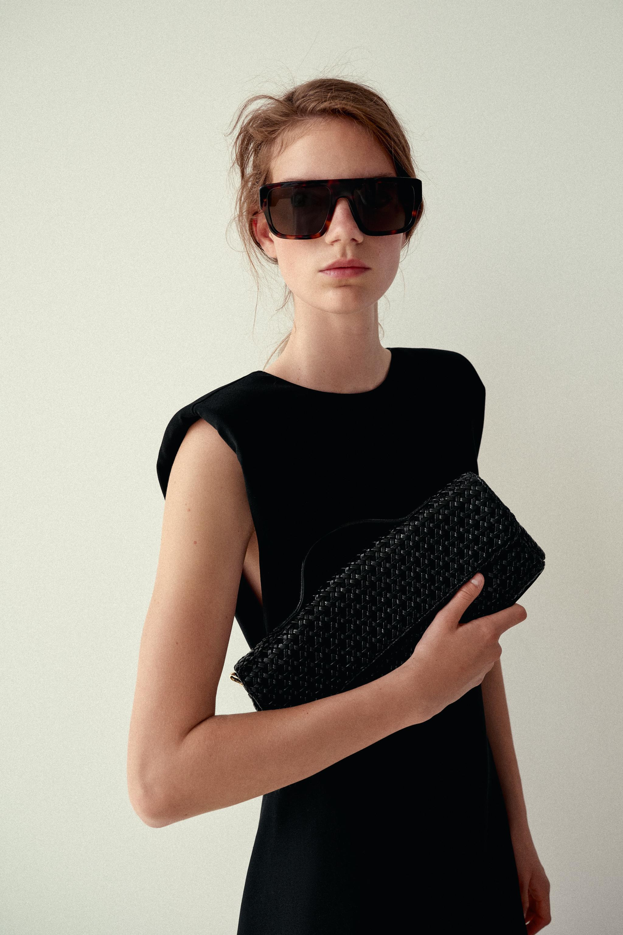 WOVEN ENVELOPE BAG | Zara US