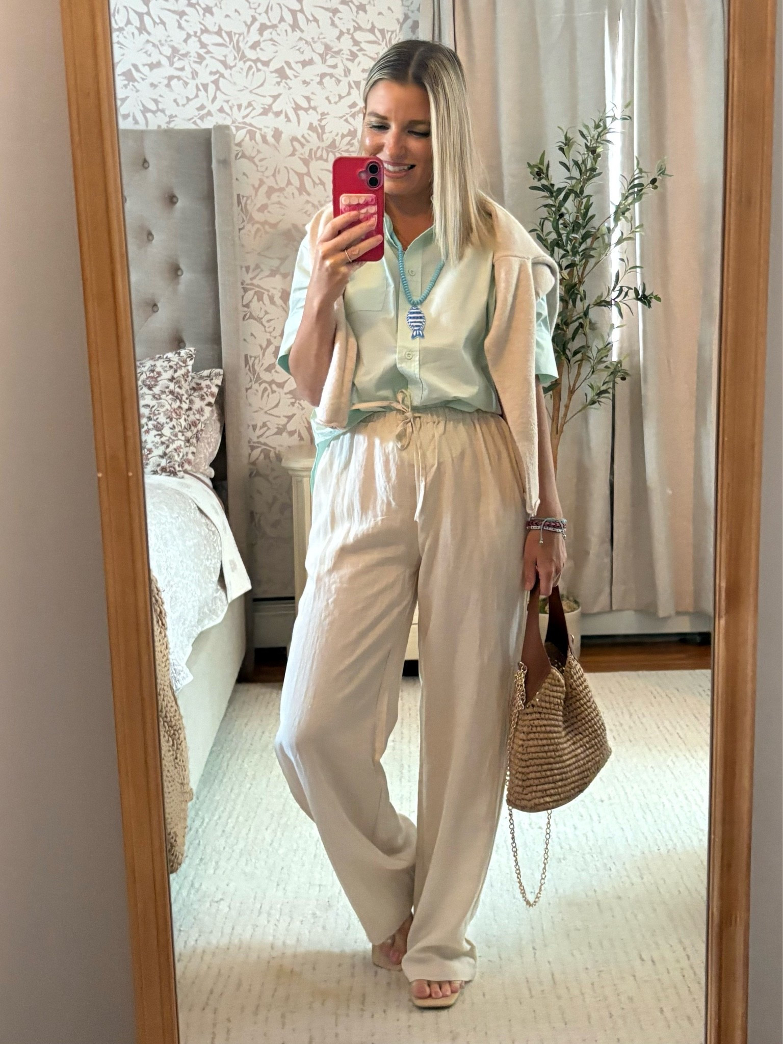 Cute summer into fall outfit!!

#LTKootd #LTKPetite #LTKSaleAlert