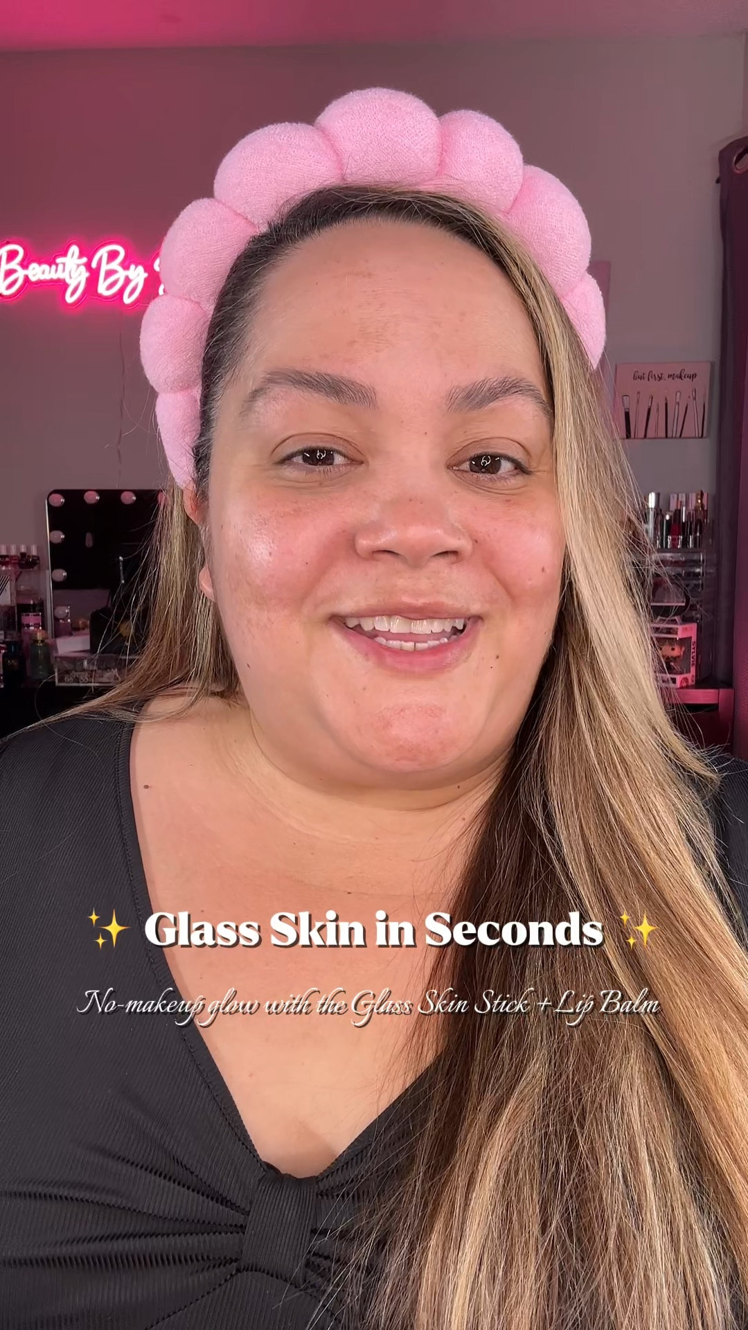 𝐖𝐡𝐞𝐧 𝐲𝐨𝐮𝐫 𝐬𝐤𝐢𝐧 𝐬𝐚𝐲𝐬 “𝐈 𝐰𝐨𝐤𝐞 𝐮𝐩 𝐥𝐢𝐤𝐞 𝐭𝐡𝐢𝐬”… 𝐛𝐮𝐭 𝐢𝐭’𝐬 𝐚𝐜𝐭𝐮𝐚𝐥𝐥𝐲 @Peach & Lily 
Glass Skin Illuminating Stick + Peach Lip Balm = 𝐟𝐫𝐞𝐬𝐡-𝐟𝐚𝐜𝐞𝐝 𝐟𝐫𝐚𝐮𝐝𝐮𝐥𝐞𝐧𝐜𝐞 and I’m not mad about it.
Catch me glowing in 0.2 seconds 𝐧𝐨 𝐦𝐚𝐤𝐞𝐮𝐩, 𝐣𝐮𝐬𝐭 ✨_𝐯𝐢𝐛𝐞𝐬_✨

#PeachAndLily #GlassSkinGlow #FakeItFlawlessly #NoMakeupMakeup #BeautyTok #DewySkinGoals #SkincareMeetsMakeup

#LTKBeauty #LTKOver40 #LTKGiftGuide