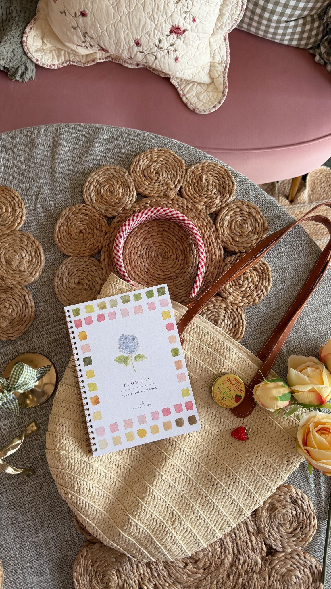 Manifesting spring by making my home feel extra cozy and bright! 

#LTKSeasonal #LTKdayinmylife #LTKHome