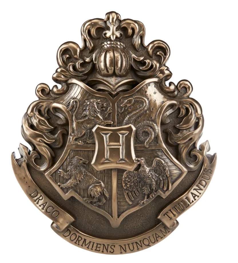 Universal Studios Harry Potter Hogwarts School Crest Wall Art New With Box - Walmart.com | Walmart (US)