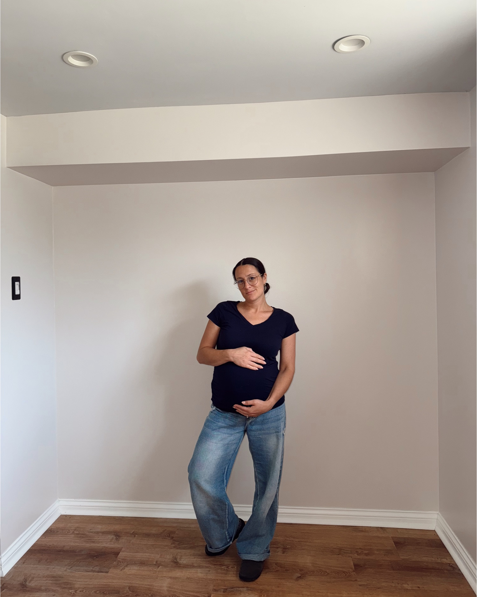 Classic, comfy, and bump-friendly ✨ Loving these SHEIN maternity jeans paired with a soft V-neck tee from Kohl’s — the perfect everyday look that feels good and grows with you. 🤰💙 #MaternityStyle #BumpFriendlyFashion #EverydayComfort

Shein link: phttps://rstyle.me/+xZhrx3LHmXmp79JzpgVW9w

#LTKStyleTip #LTKBump #LTKBaby