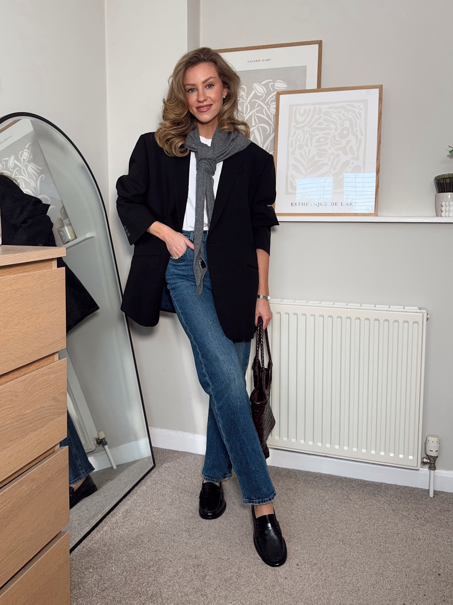 Dark wash jeans, winter capsule wardrobe, wardrobe essentials

#LTKstyletip #LTKuk #LTKwinter