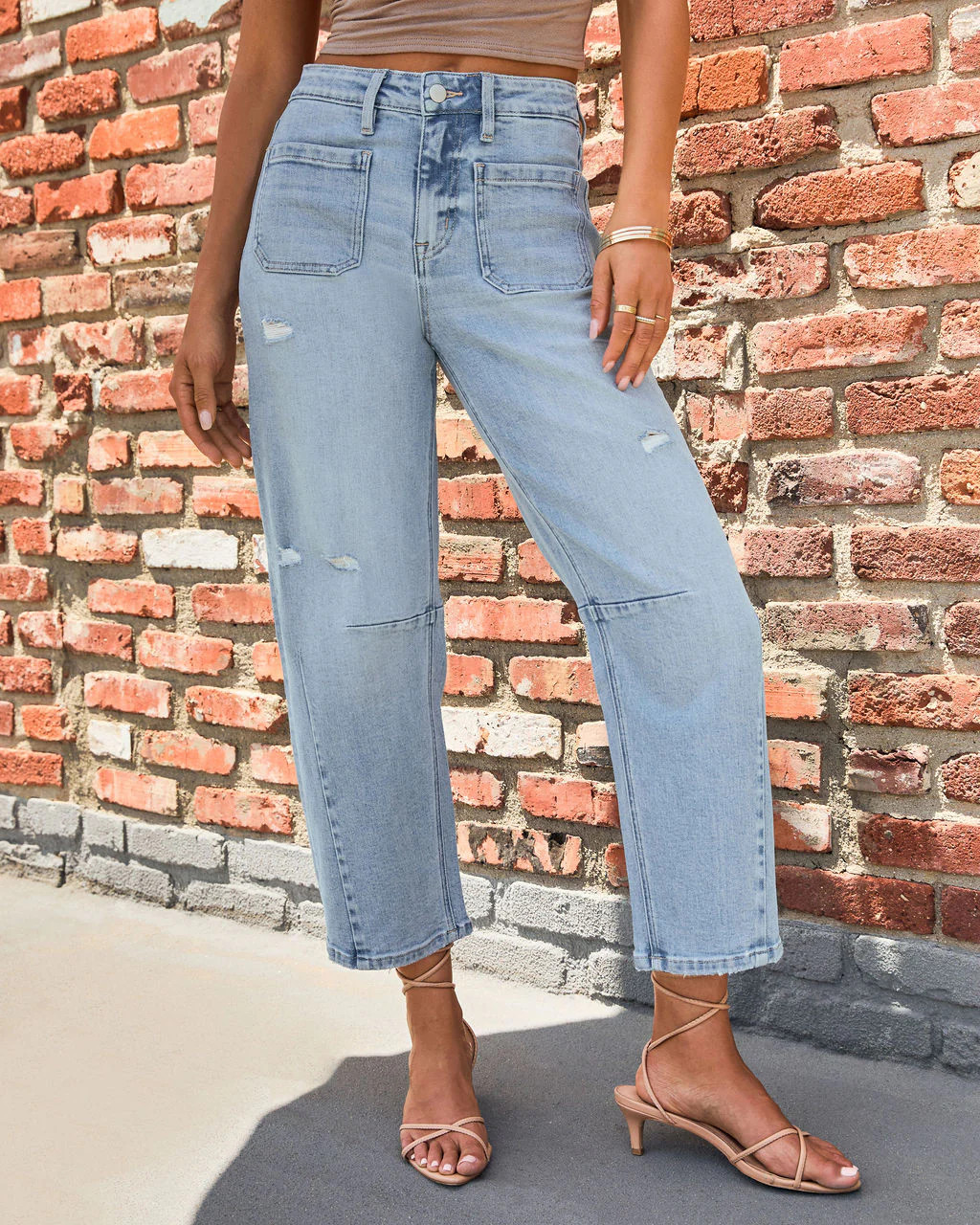 Eveline Stretch Lightly Distressed Barrel Jeans | VICI