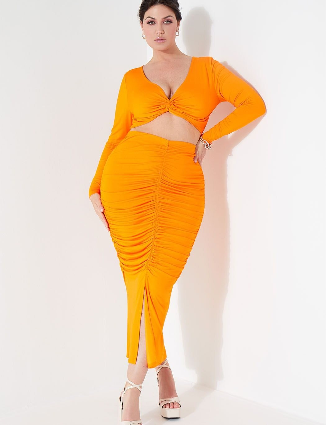 Ruched Column Skirt With Slit | Women's Plus Size Skirts | ELOQUII | Eloquii