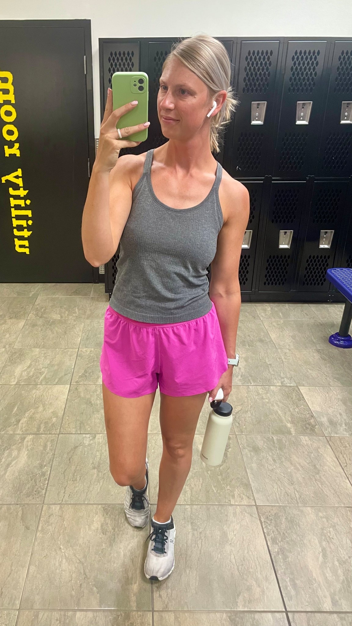 Gym outfit gym fashion gym clothes fitness outfit fitness fashion fitness clothes workout outfit workout fashion workout clothes athleisure travel outfit running outfit running clothes running shorts 

#LTKFindsUnder50 #LTKActive #LTKStyleTip