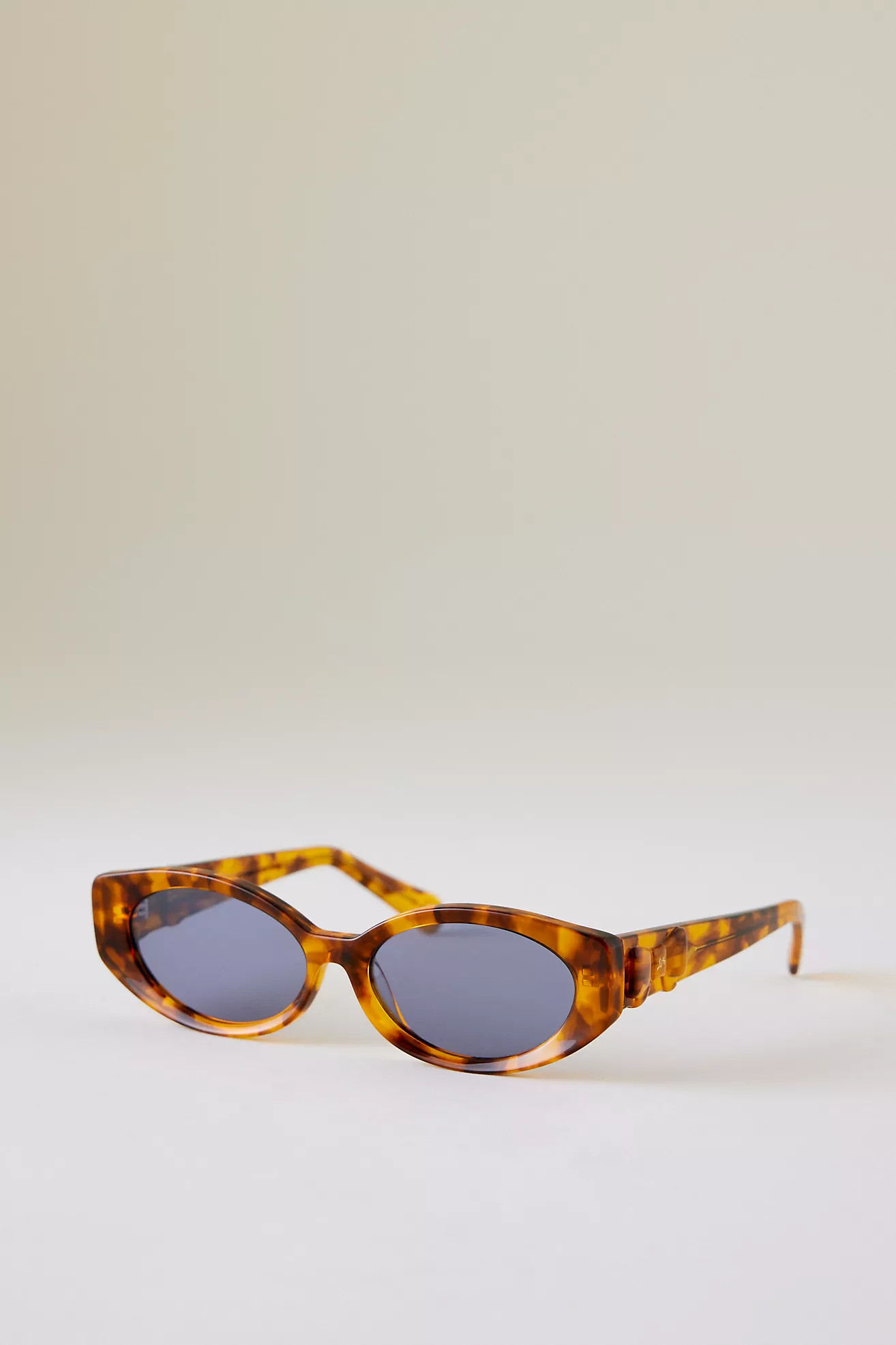 Damson Madder Catty Oval Sunglasses | Anthropologie (UK)