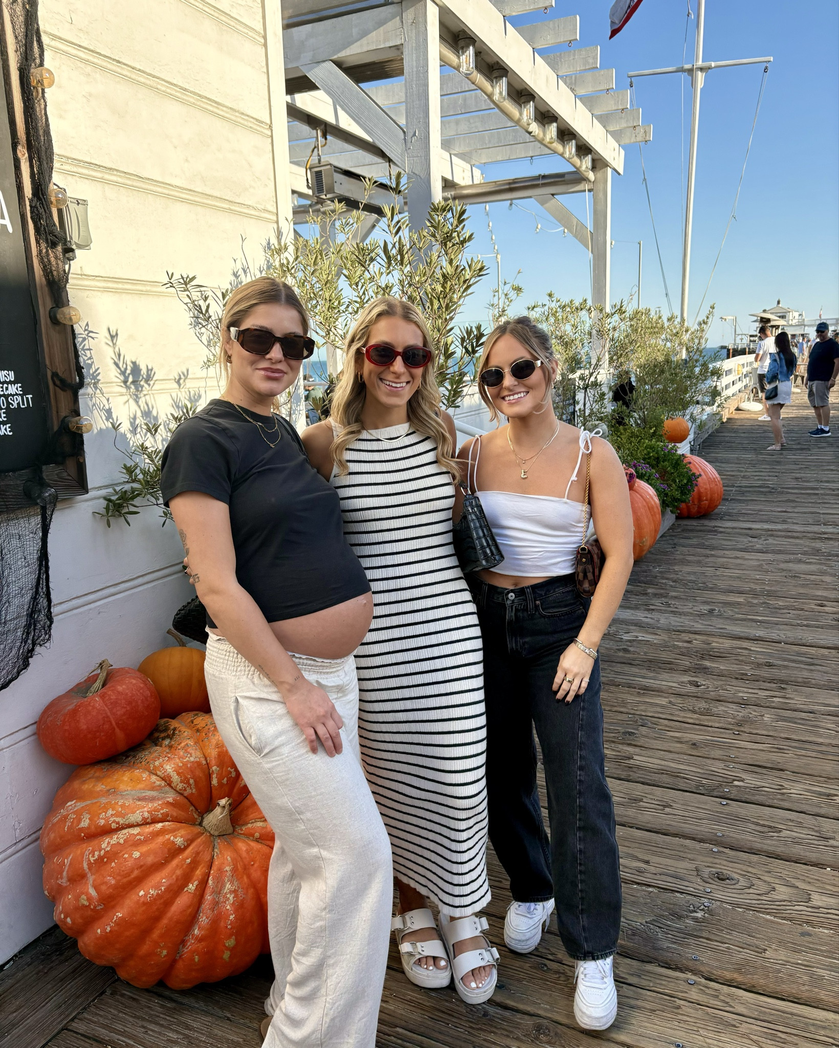 Comfiest dress ever!! Can dress up or down :) 
Sorry my shoes are so old can’t link them!! 

#LTKStyleTip