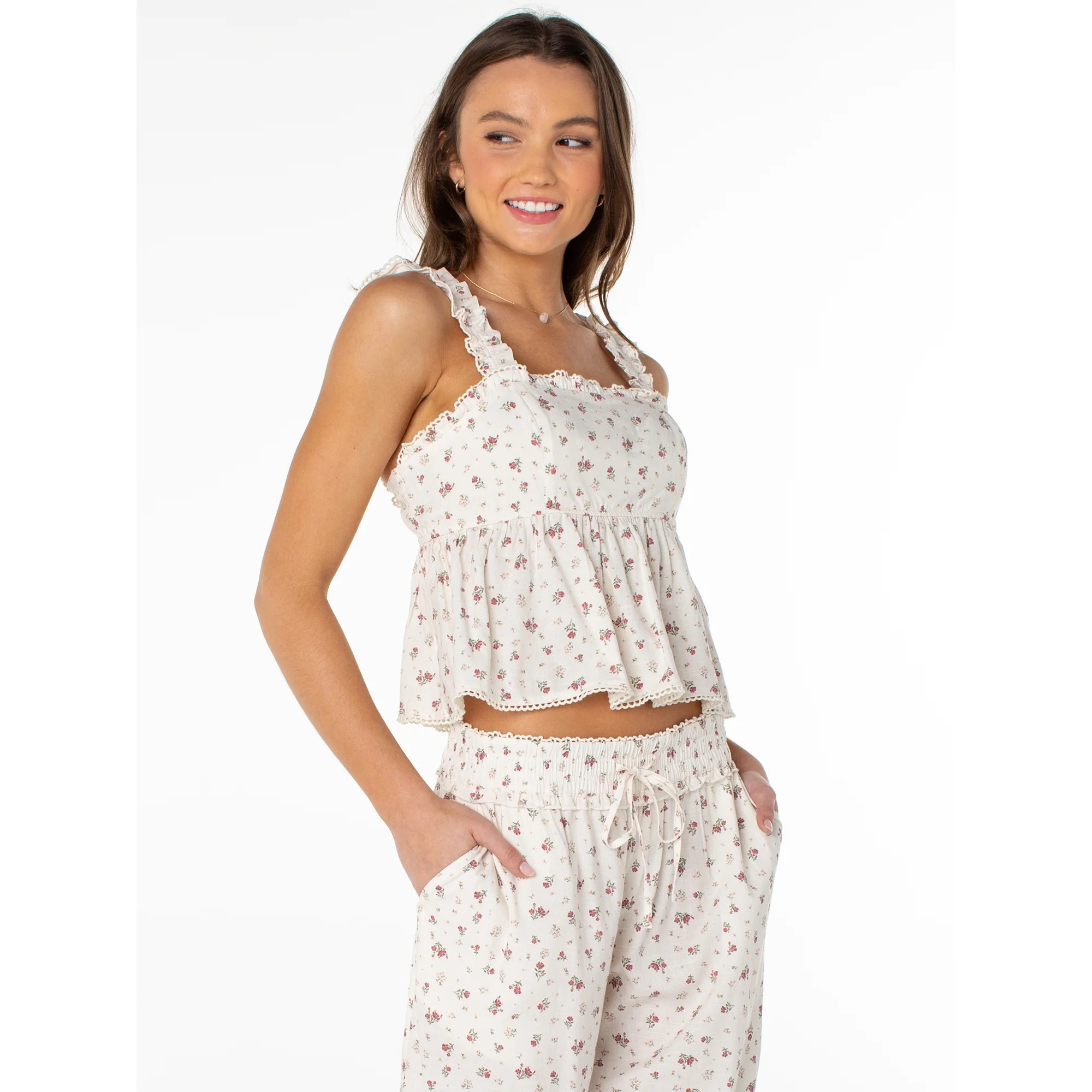 Celebrity Pink Women's Flutter Sleeve Peplum Top, Sizes XS-XXXL | Walmart (US)