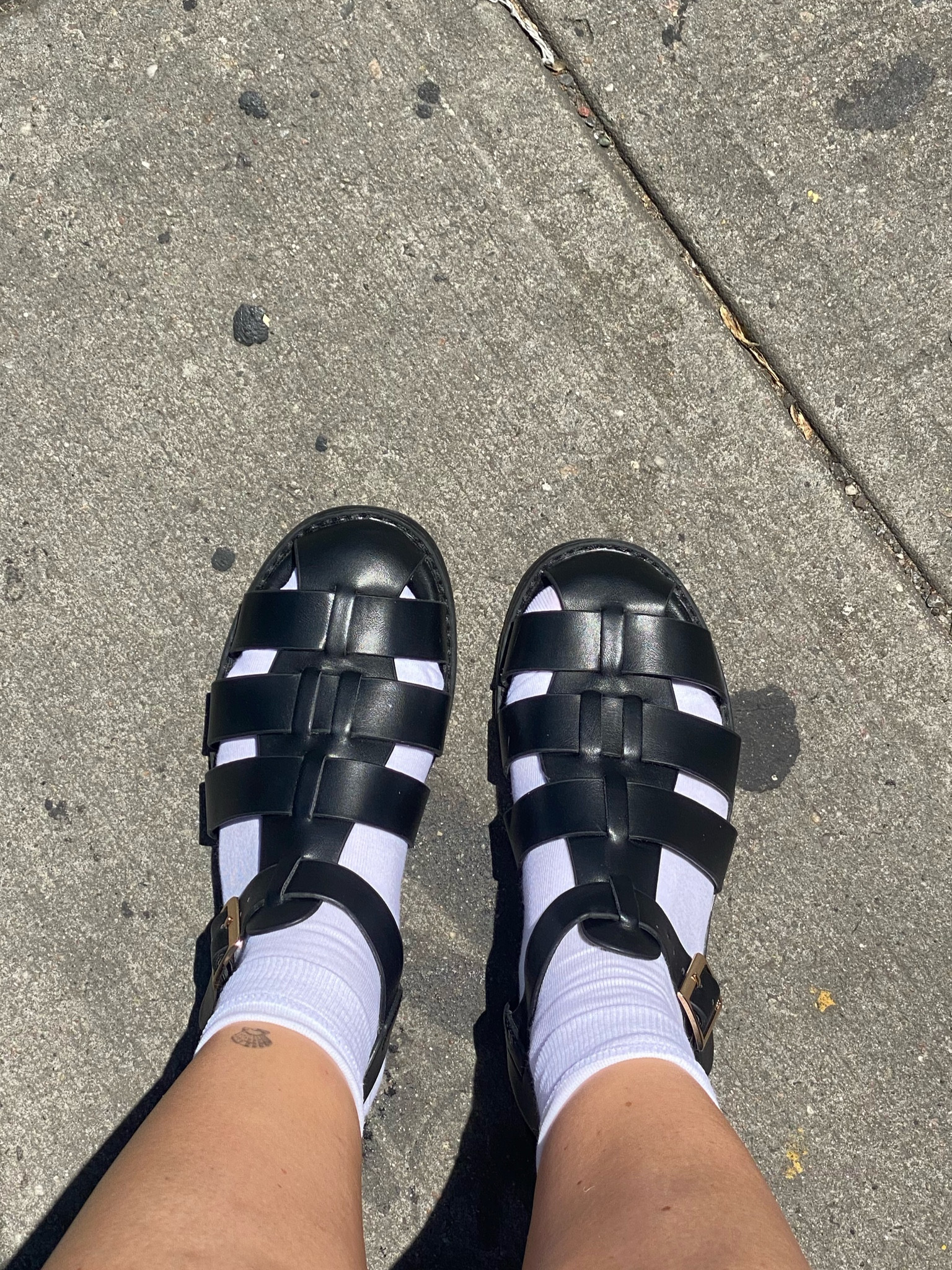 the famous amazon fisherman sandals 🐠