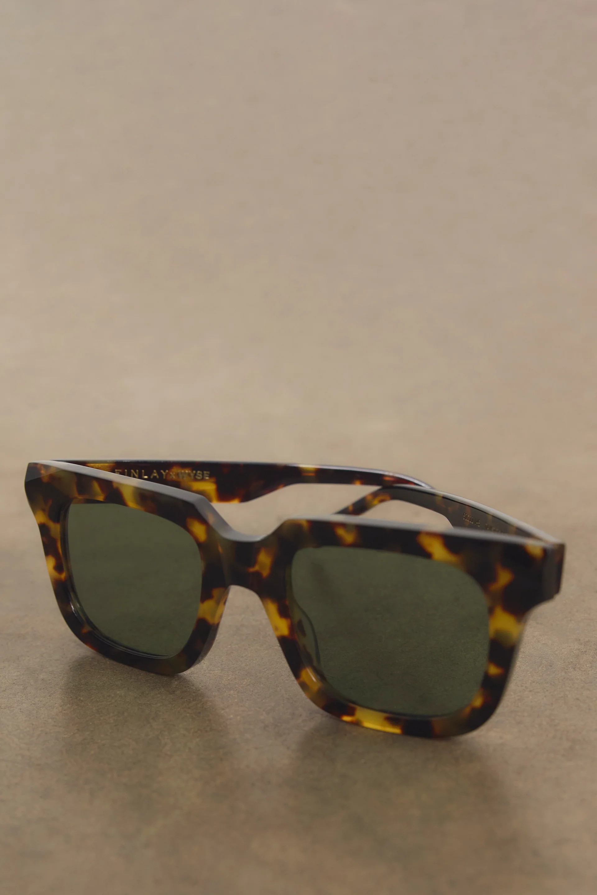 WYSE x FINLAY Tavistock Sunglasses - Light Tortoiseshell | WYSE London