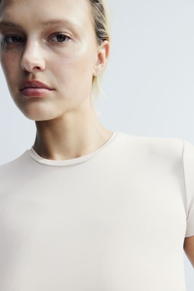 Fitted Microfiber T-shirt - Beige - Ladies | H&M US | H&M (US + CA)