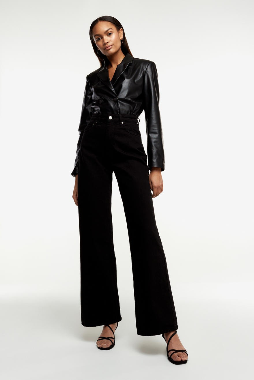 Wide leg jeans 499.00 SEK, Flare& Wide jeans - Kläder och mode online - Gina Tricot | Gina Tricot SE
