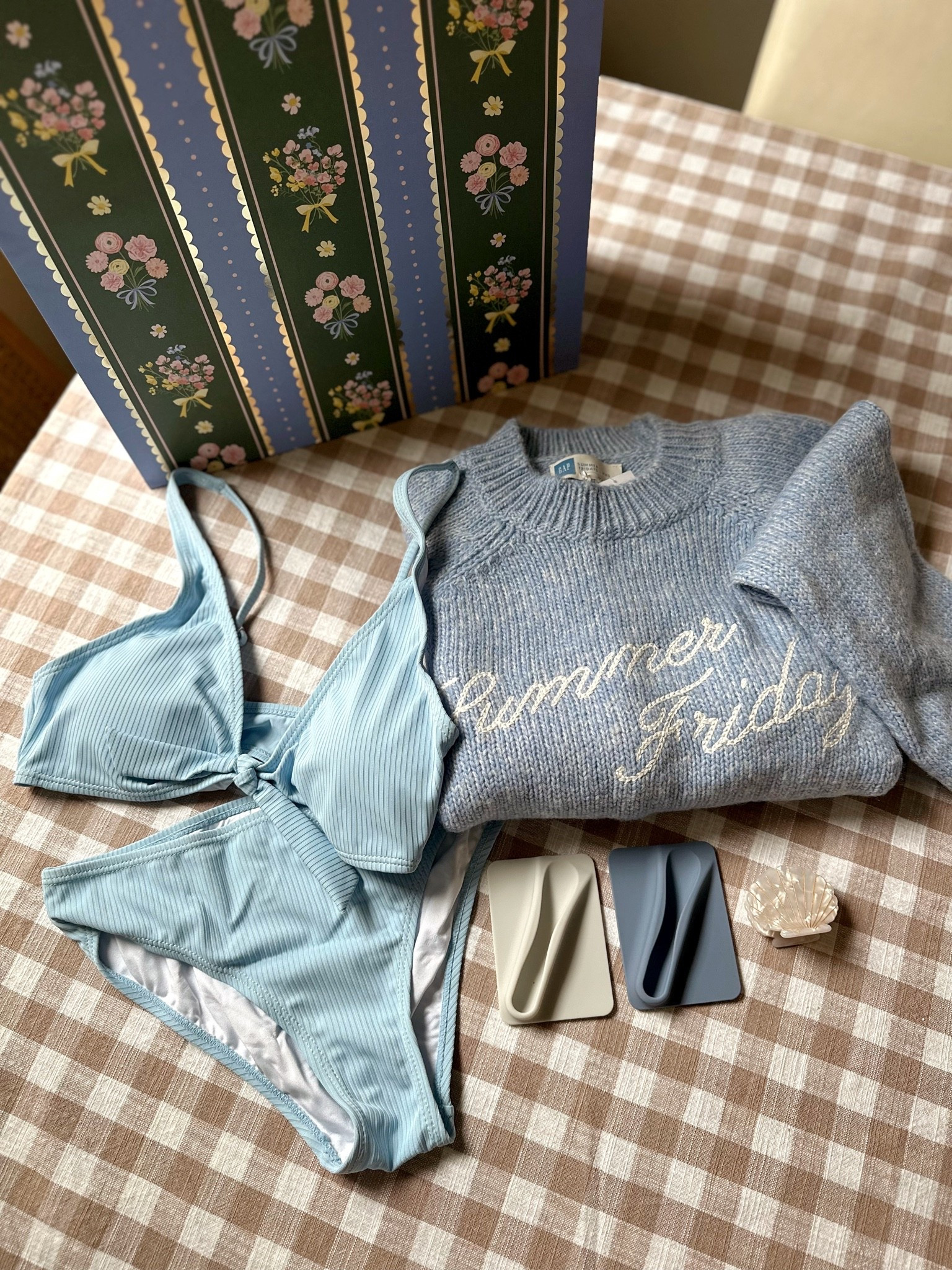 The Summer I Turned Pretty birthday themed teen gift 🩵🐚🤍

Amazon finds
Teen gift ideas
Gifts for her

#LTKKids #LTKSwim #LTKSeasonal
