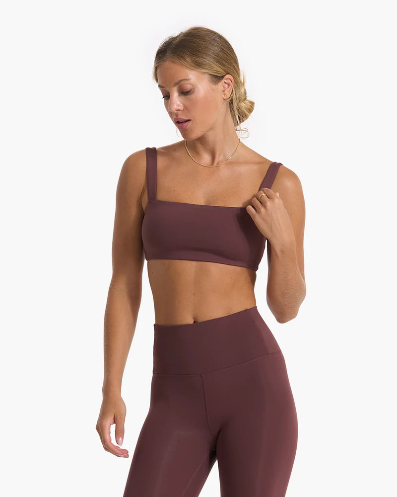 Evolve Square Neck Bra | Vuori Clothing (US & Canada)