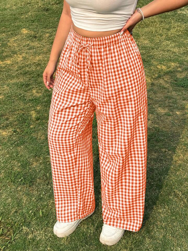 SHEIN EZwear Plus Size Casual Plaid Elastic Waist Loose Pants | SHEIN