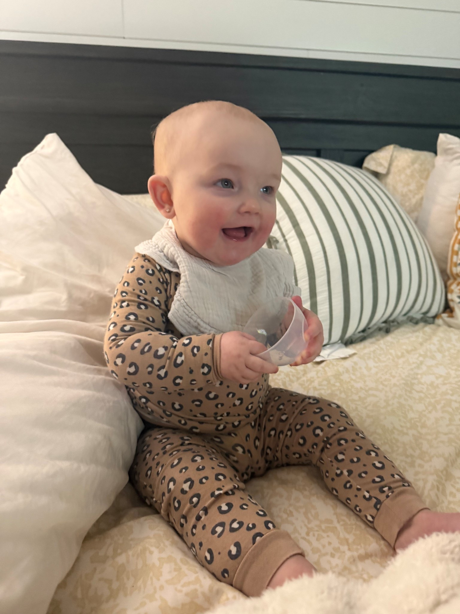 She loves the cozy new spring/summer bedding and the Lola blanket … we have the creamy
Cloud here it’s almost 2 years old & I have desert dune… the best “go with anything colors” 💛 #lola #lolablanket #bollandbranch #baby #summer #easter 

#LTKHome #LTKSeasonal #LTKBaby