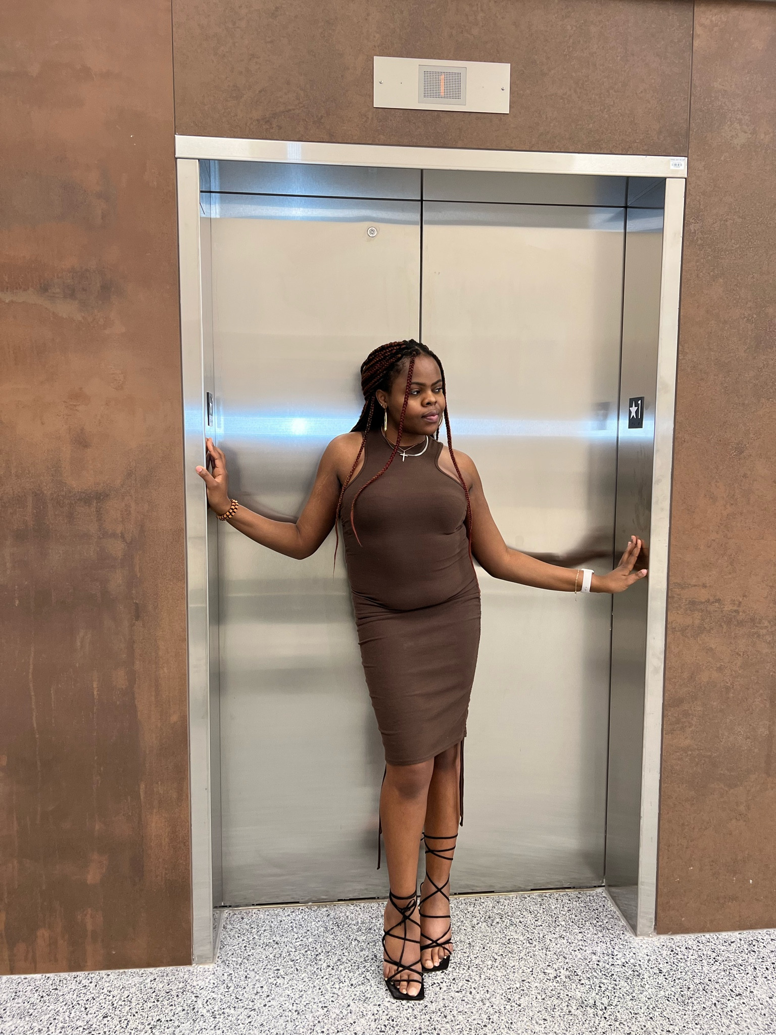 this chocolate brown dress with a ruched sides is great for this upcoming summer weather! It is very stretchy and airy which allows for extreme comfortability while enjoying your summer day plans! this summer basic will be very useful to use for any and all outfits this season!

#LTKeurope #LTKFind #LTKSeasonal